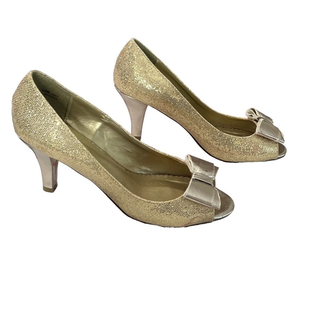 Avenue Metallic Sequins Bow Peep Toe Pumps